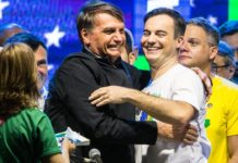Bolsonaro faz discurso pró-Capitão Wagner e defende união no Ceará em participação na Marcha para Jesus de Fortaleza