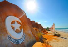 Turista morre em acidente com tirolesa de Canoa Quebrada, no litoral do Ceará