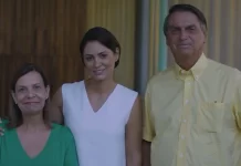 Em vídeo, Bolsonaro pede desculpas a venezuelanas ao lado de Michelle