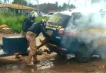 Policiais rodoviários federais acusados de envolvimento na morte de Genivaldo Santos são presos em Sergipe