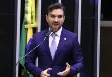 Lula deve decidir como manter Auxílio em R$ 600 nesta 4ª feira