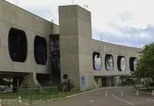 Gabinete paralelo do PT já tem 280 disputando 50 boquinhas disponíveis