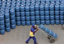 Petrobras reduz preço do gás de cozinha em 9,8%