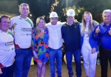 Deputado Jeová Mota participa em Poranga de inauguração das ruas que receberam pavimentação e pedra tosca