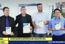 Prefeito Marcelo Mota e Deputado Jeová Mota participam da abertura do Ano Legislativo na Câmara Municipal de Tamboril