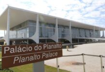 Governo faz primeira reunião ministerial nesta sexta-feira