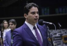 Deputado Júnior Mano anuncia liberação de recurso para a compra de equipamentos e materiais permanentes para Hospital São Lucas de Crateús