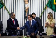 Elmano anuncia envio de mensagens à Assembleia sobre reforma administrativa, combate à fome e mutirão de cirurgias