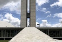 Lula não consegue maioria na CCJ da Câmara, comissão mais importante da Casa