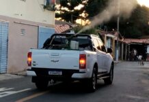 Carro fumacê é utilizado como medida complementar em ações de combate ao mosquito em Tamboril