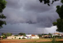 Chove em mais de 140 municípios do Ceará; confira previsão do tempo