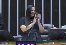 Dayany do Capitão apresenta PL que inclui certidão de antecedentes criminais em lista de documentos obrigatórios para casamento