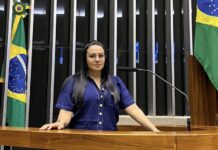 APROVADO Projeto de Lei de Dayany Bittencourt que cria Assistência Multidisciplinar para autistas