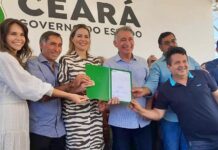Deputado Jeová Mota participa de inauguração do CEI e CRAS em Independência