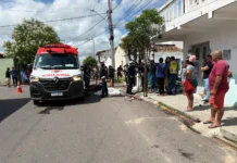 Mulher morre após colisão entre Honda Biz e SW4 no bairro São Vicente, em Crateús